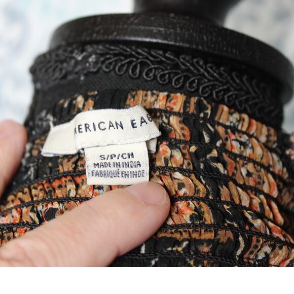 American Eagle Boho Crochet Halter Crop Top‎ Size Small - Picture 5 of 8